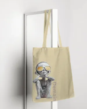 Demain Tote