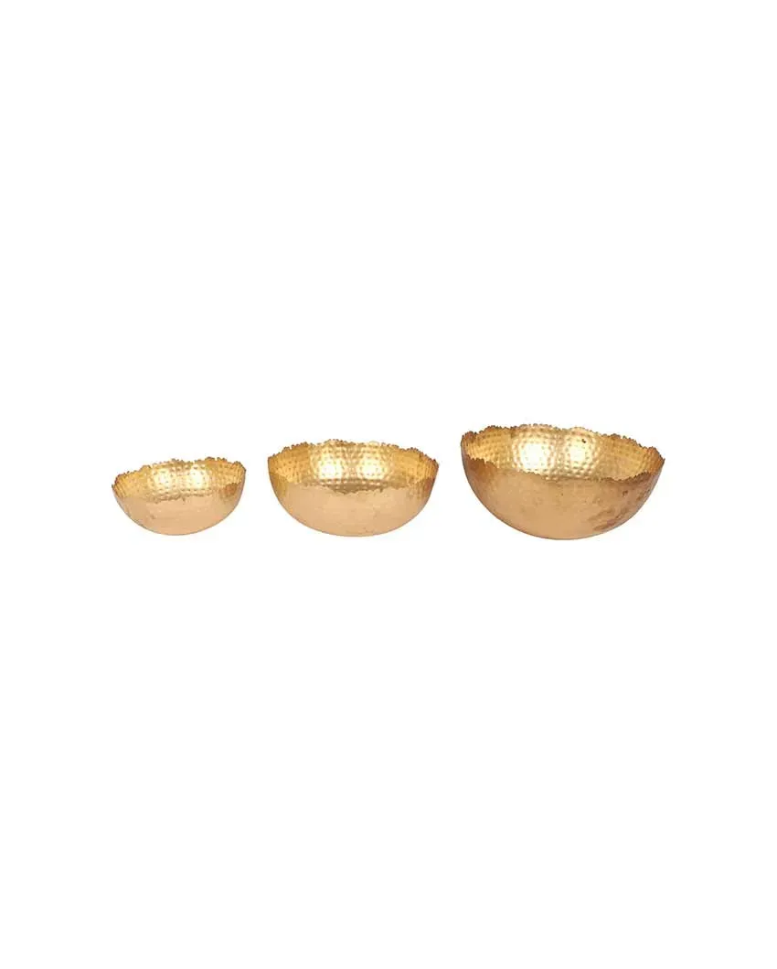 Gold Hammer Cut Iron Urli Bowls| Gold | Set Of 3