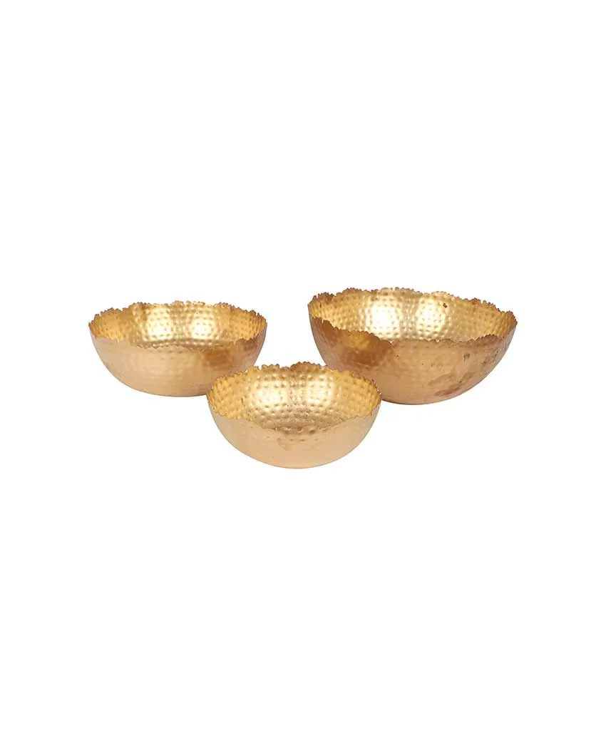 Gold Hammer Cut Iron Urli Bowls| Gold | Set Of 3