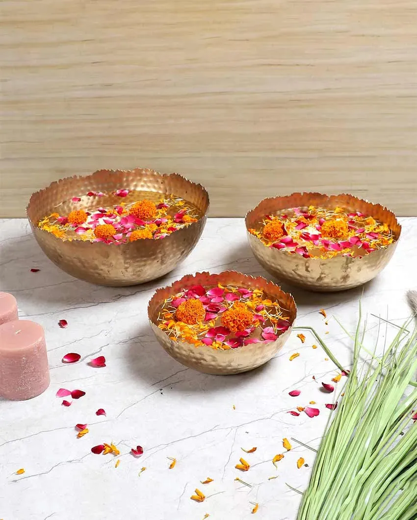 Gold Hammer Cut Iron Urli Bowls| Gold | Set Of 3