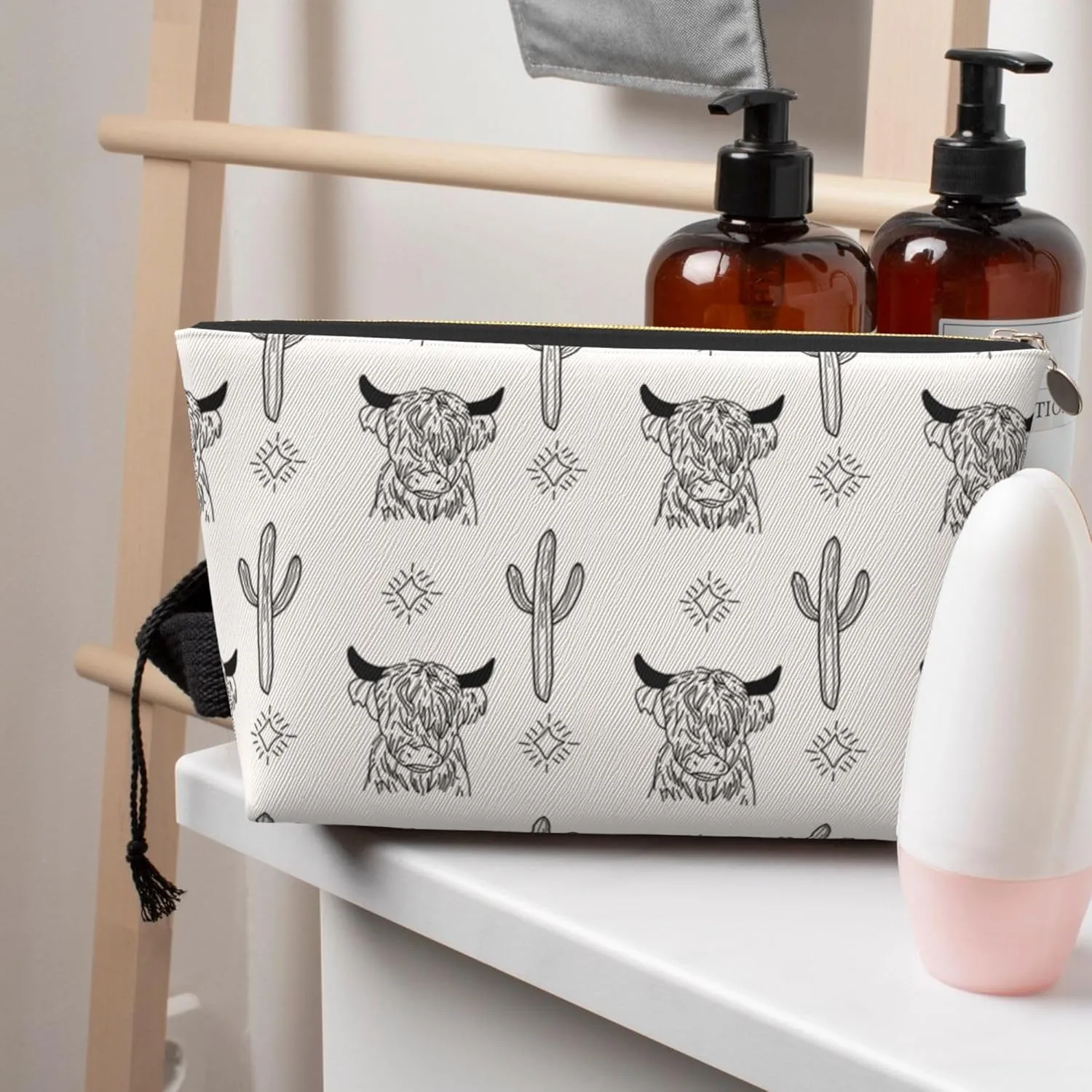 Leather Makeup Bag Travel Cosmetic Bag Small Makeup Bag for Women,Toiletry Bag Accessories Organizer-Western Yak