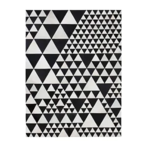 Pyramid Rug