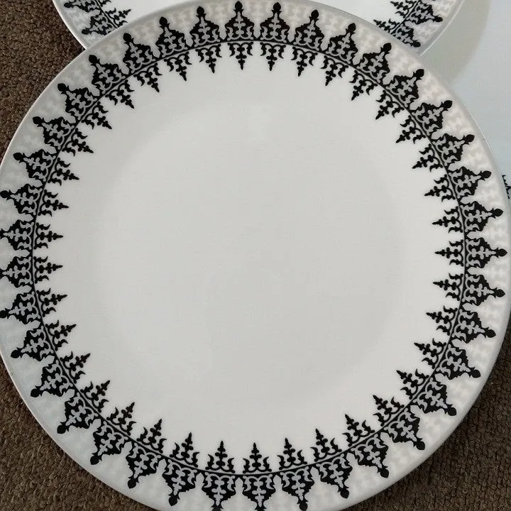 SET SIX CLASSIC DINNER PLATES