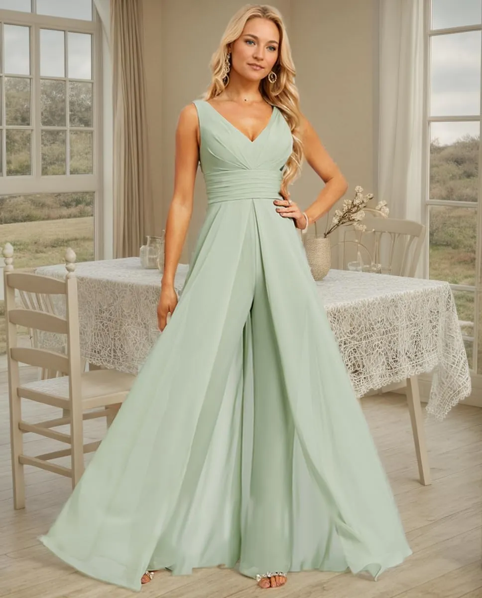 V Neck Chiffon Bridesmaid Pantsuits 2025 High Waisted Split Pleated Wedding Guest Dresses