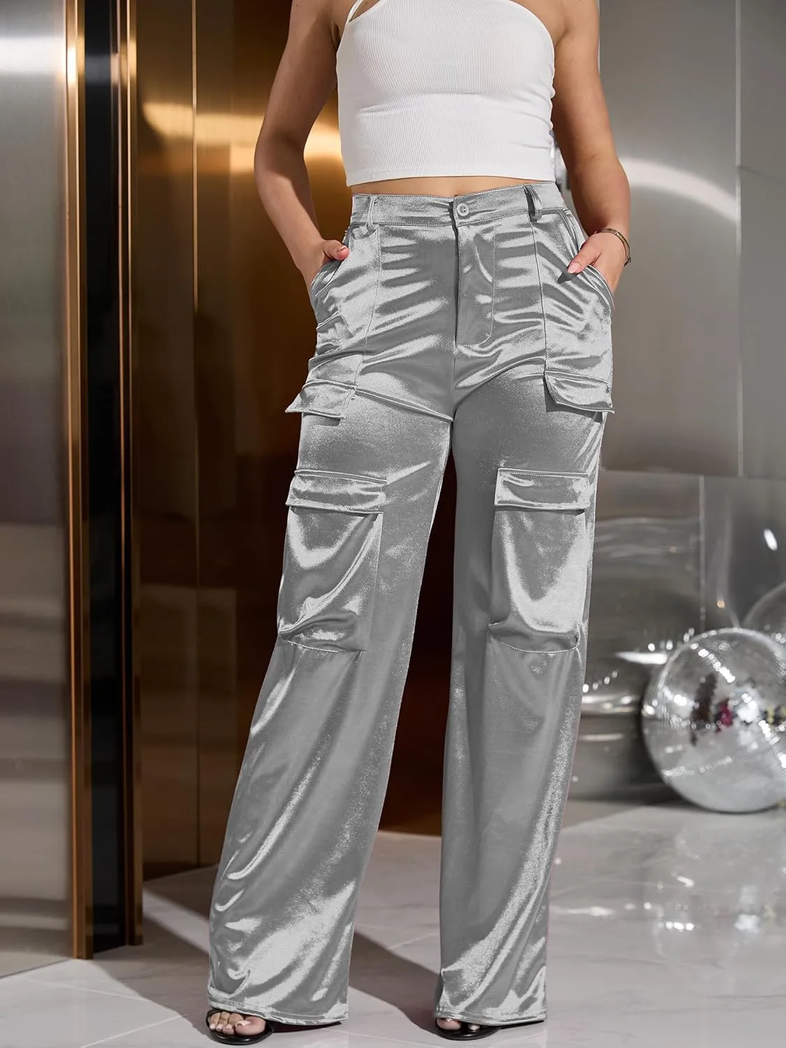 Womens High Waisted Satin Cargo Pants Loose Fit Wide Leg Trousers with Pockets Trendy Outfit