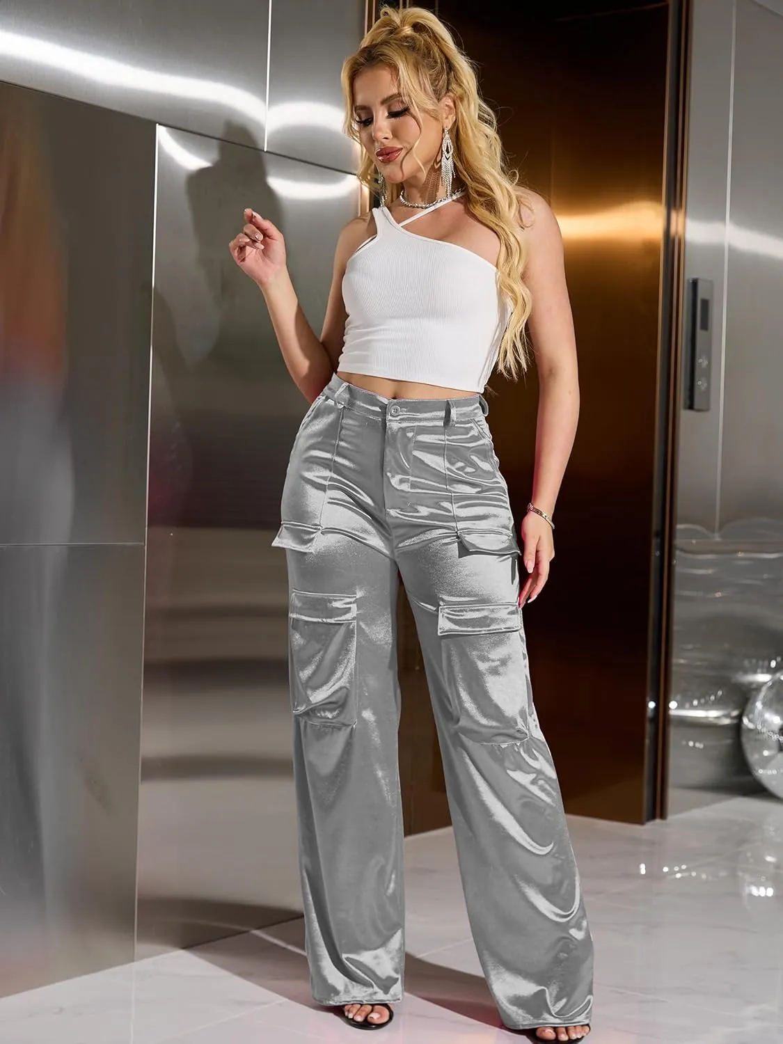 Womens High Waisted Satin Cargo Pants Loose Fit Wide Leg Trousers with Pockets Trendy Outfit